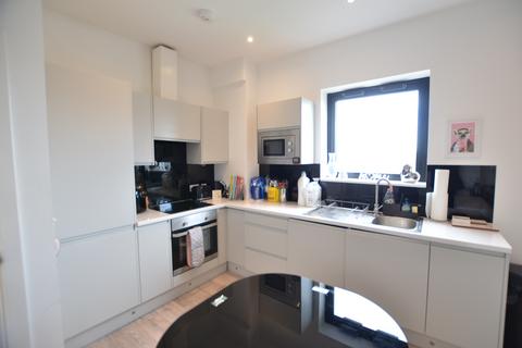 1 bedroom flat to rent, London Road, Camberley, GU17