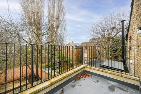 undefined, Ashmount Road, N19, Archway, London, N19