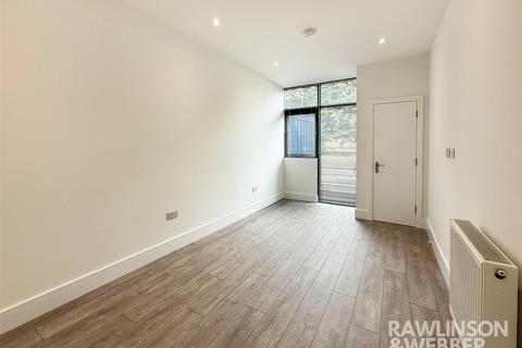 1 bedroom apartment to rent, 1 Molesey Road, West Molesey KT8