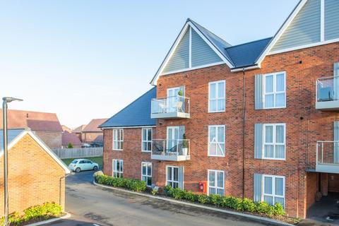 2 bedroom flat for sale, Steel Close, Herne Bay, Kent, CT6