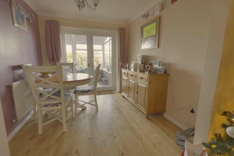 4 bedroom detached house for sale, VALLEY PARK DRIVE, CLANFIELD