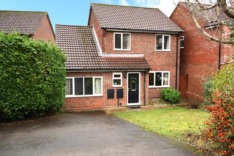 4 bedroom detached house for sale, VALLEY PARK DRIVE, CLANFIELD