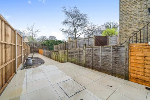 4 bedroom house for sale, Kinsale Road, London, SE15