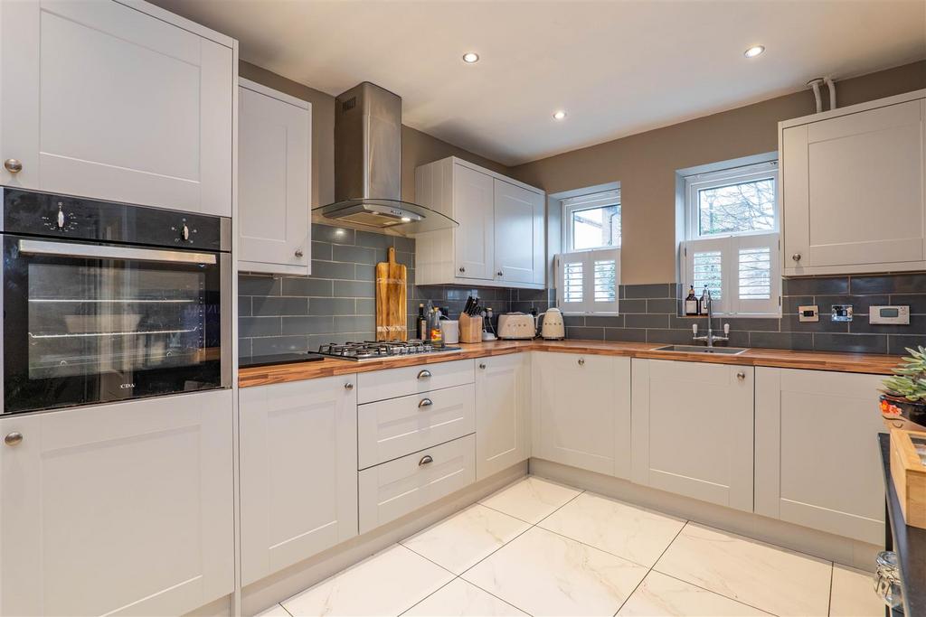 Kitchen/Breakfast Room