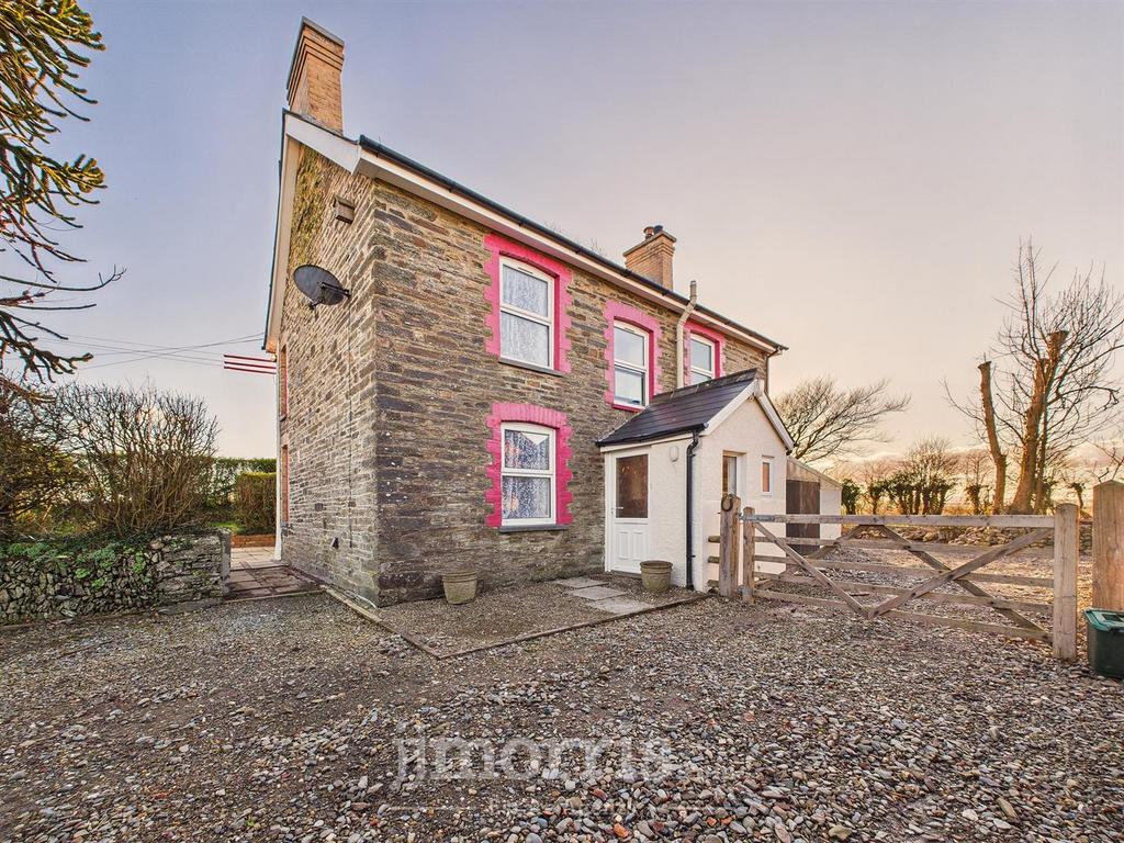 CAM05297 G0-PR0134-STILL016.jpg
