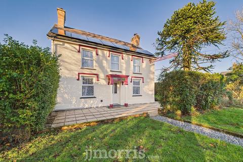 3 bedroom detached house for sale, Beulah Road, Newcastle Emlyn, SA38