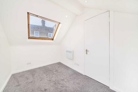 2 bedroom house for sale, Gibbon Road, Kingston Upon Thames KT2