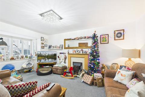 4 bedroom detached house for sale, Chestnut Drive, Launceston, Cornwall