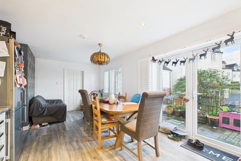 4 bedroom detached house for sale, Chestnut Drive, Launceston, Cornwall