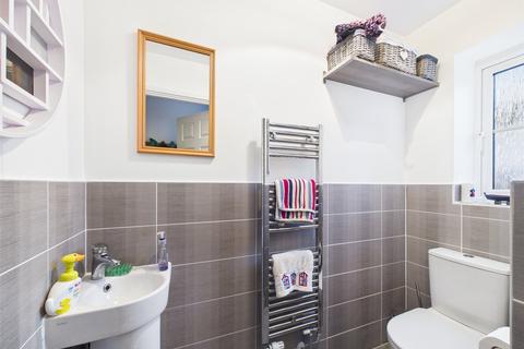 4 bedroom detached house for sale, Chestnut Drive, Launceston, Cornwall