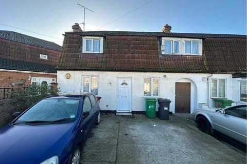 Slough,  Berkshire,  SL2