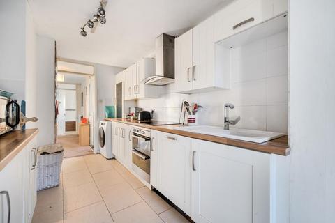 3 bedroom semi-detached house for sale, Newbury,  Berkshire,  RG14