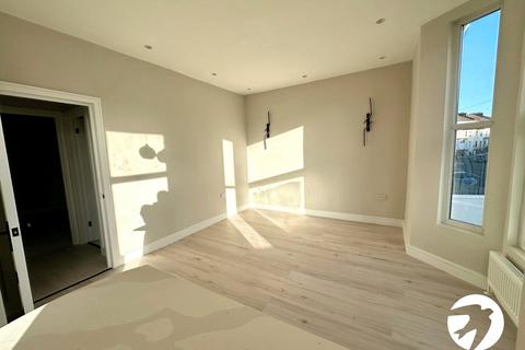 1 bedroom flat for sale, Ryecroft Road, London, SE13