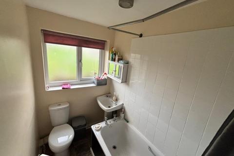 undefined, East Pinfold, Royston