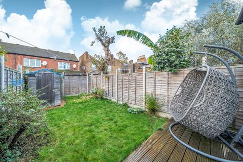 2 bedroom house for sale, Cardine Mews, London, SE15