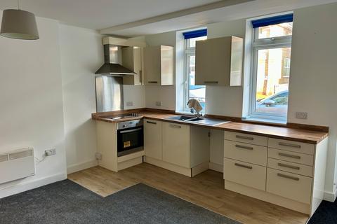 1 bedroom flat to rent, Palmerston Road modernised one bed flat with small garden area