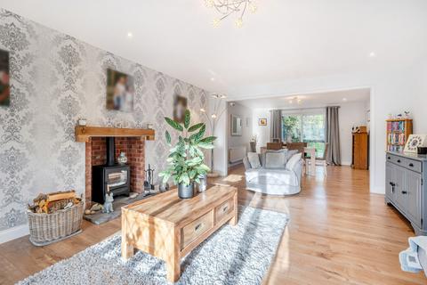 5 bedroom detached house for sale, Barbe Baker Avenue, Southampton SO30
