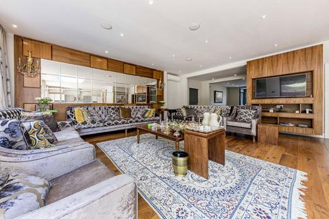 7 bedroom detached house to rent, Chartfield Avenue, London SW15