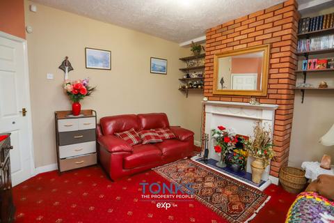 3 bedroom semi-detached house for sale, Broadmoor Avenue, Smethwick B67