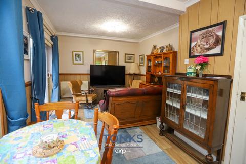 3 bedroom semi-detached house for sale, Broadmoor Avenue, Smethwick B67