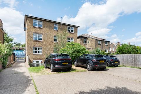 1 bedroom flat for sale, Blenheim Grove, Peckham Rye, London, SE15