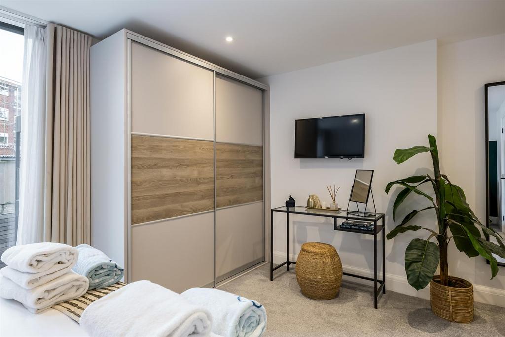 15 Aurora Heights-15print.jpg