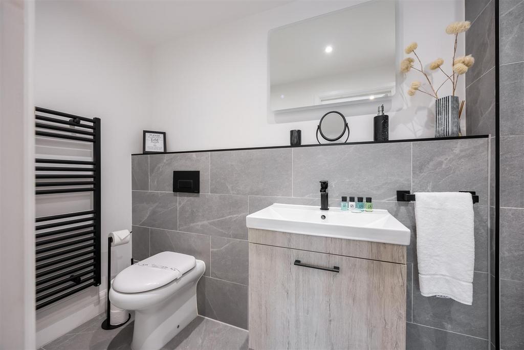 15 Aurora Heights-14print.jpg