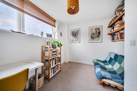 2 bedroom flat for sale, Pomeroy Street, Peckham, London, SE14