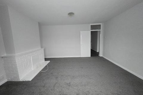 2 bedroom terraced house to rent, Park Road, Enfield EN3