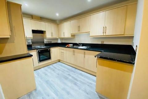 2 bedroom apartment to rent, Marsden Road, Bolton, BL1 2JX