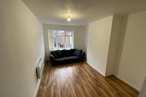 2 bedroom flat to rent, Market Street, Stalybridge, Cheshire, SK15