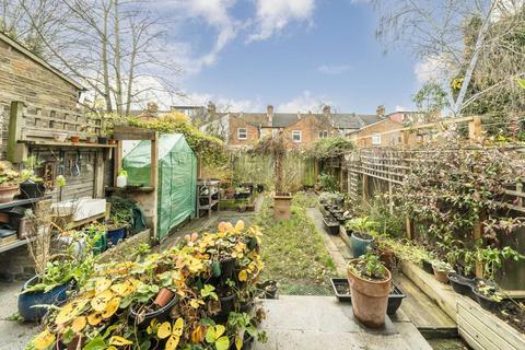 5 bedroom terraced house for sale, Minet Avenue, London NW10