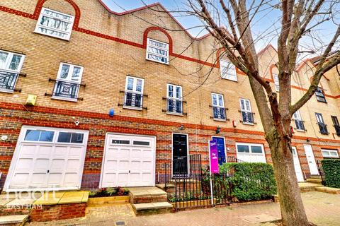 3 bedroom terraced house for sale, Viscount Drive, London