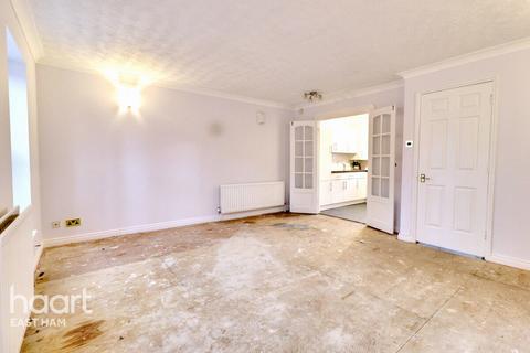 undefined, Viscount Drive, London