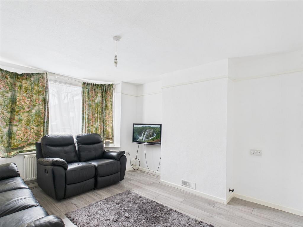 Living Room.jpg