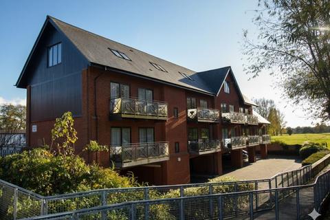 Flat , Ironbridge Works, Newport Pagnell