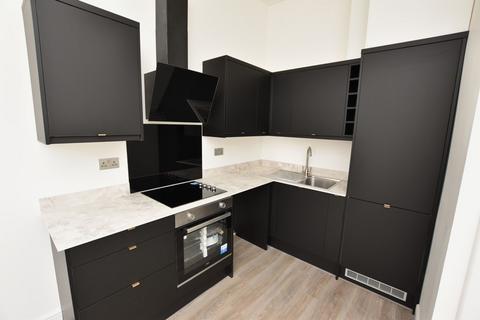 2 bedroom flat to rent, Athelstan Road, Margate, CT9