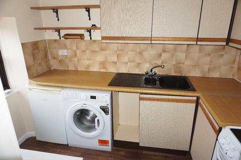 1 bedroom maisonette to rent, Berrells Court, Olney