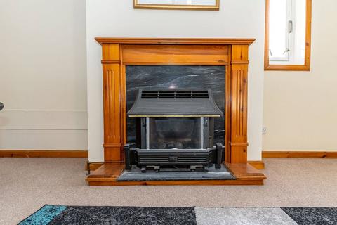 2 bedroom flat to rent, Telford Drive, Edinburgh, EH4