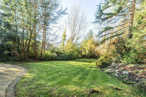 5 bedroom detached house for sale, South Park Drive, Gerrards Cross