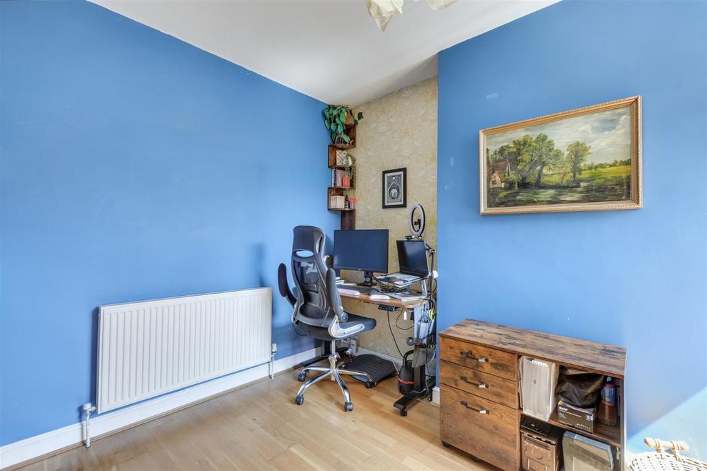 Bedroom 2 2.jpeg