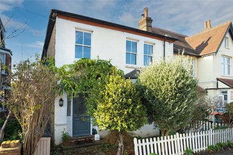 4 bedroom property to rent, Weston Park, Thames Ditton, Surrey, KT7