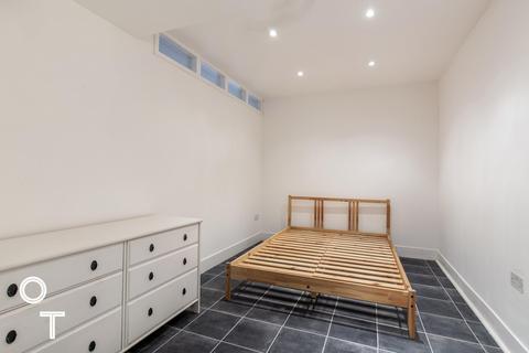 2 bedroom apartment for sale, St Pauls Crescent, Camden, NW1