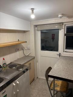 Studio to rent, Studio, Bryantwood Road, N7