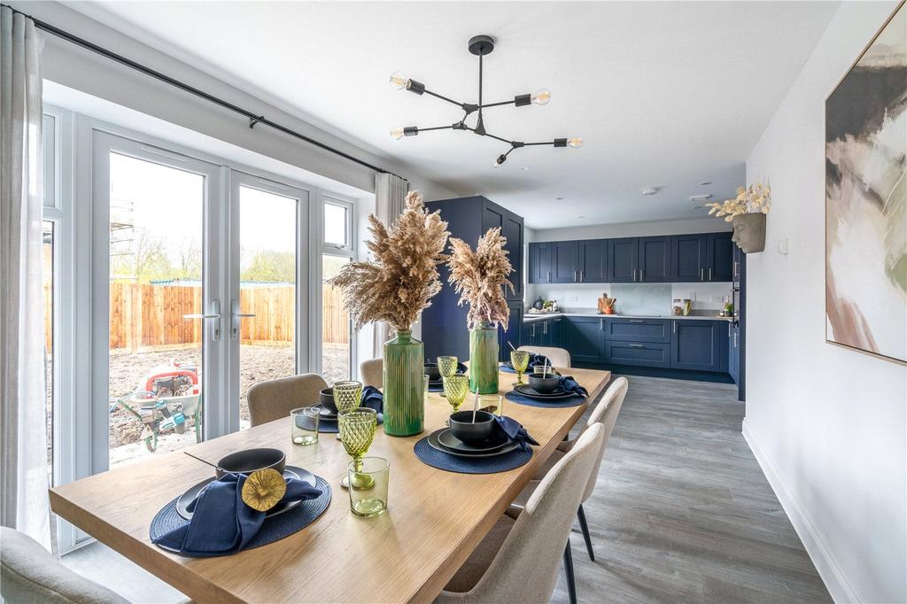 Show Home Dining
