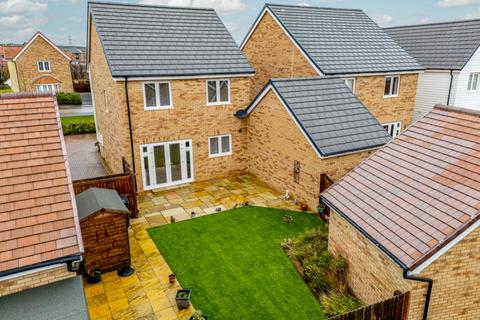 3 bedroom detached house for sale, Conway Drive, Bourne, Lincolnshire, PE10