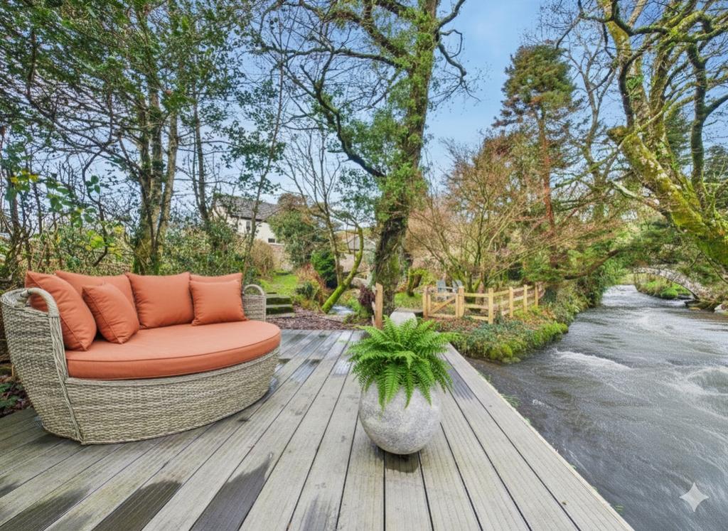 Ewemove south molton   river deck area