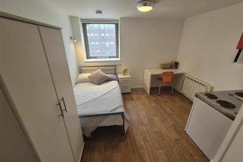 undefined, Studio Flat with Bills Included!
