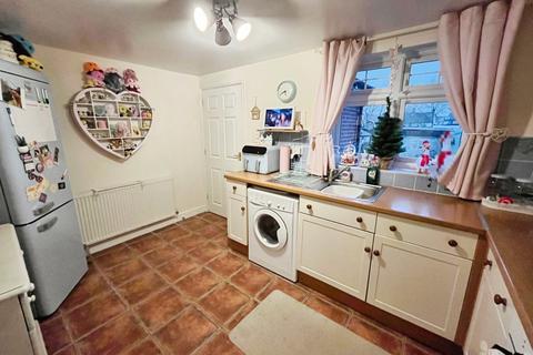 2 bedroom semi-detached house for sale, Regent Street, Swadlincote DE11