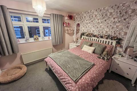 2 bedroom semi-detached house for sale, Regent Street, Swadlincote DE11